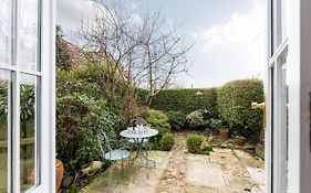 Quaint Cottage In The Heart Of North Yorkshire Village - Pet Friendly Free
